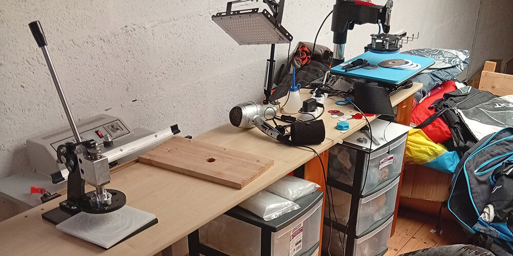 atelier-voilerie-reparation-kite-wing-5 Poste de travail pour fabrication de bladders